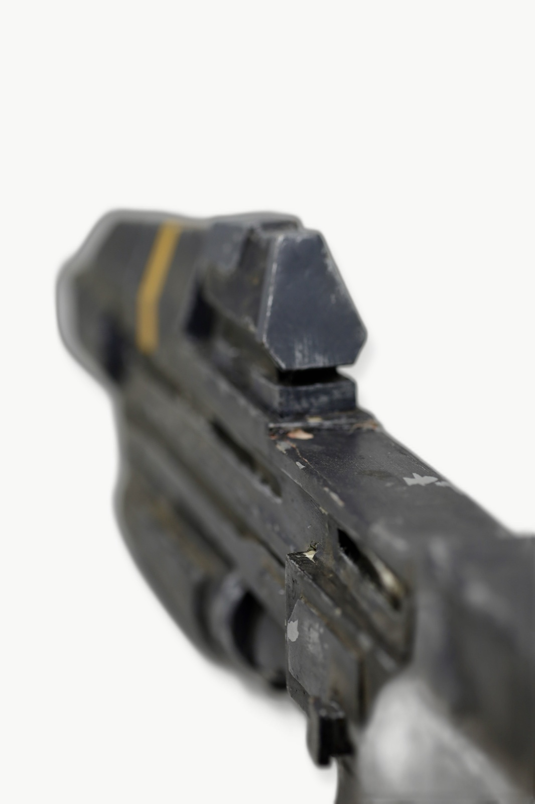 Close-up of the Dawn Under Heaven assault rifle prop sight on a clean background